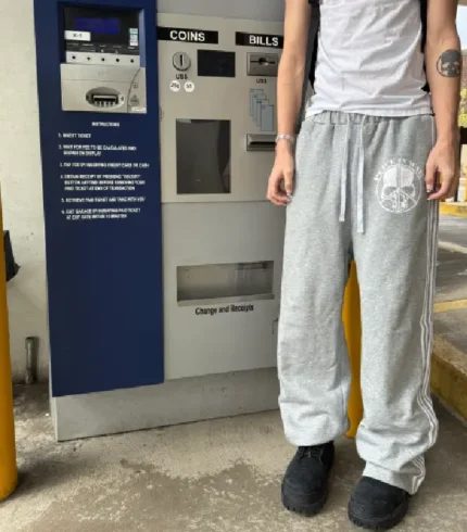 Peaceinwar Skull Sweatpants Grey (1)